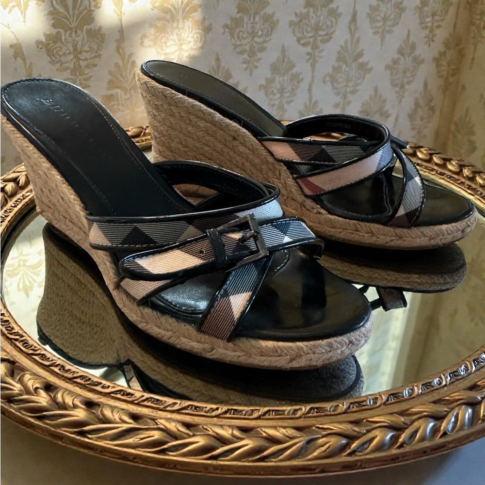 Burberry Black and Beige Wedge Espadrille Sandals ~ EUC!